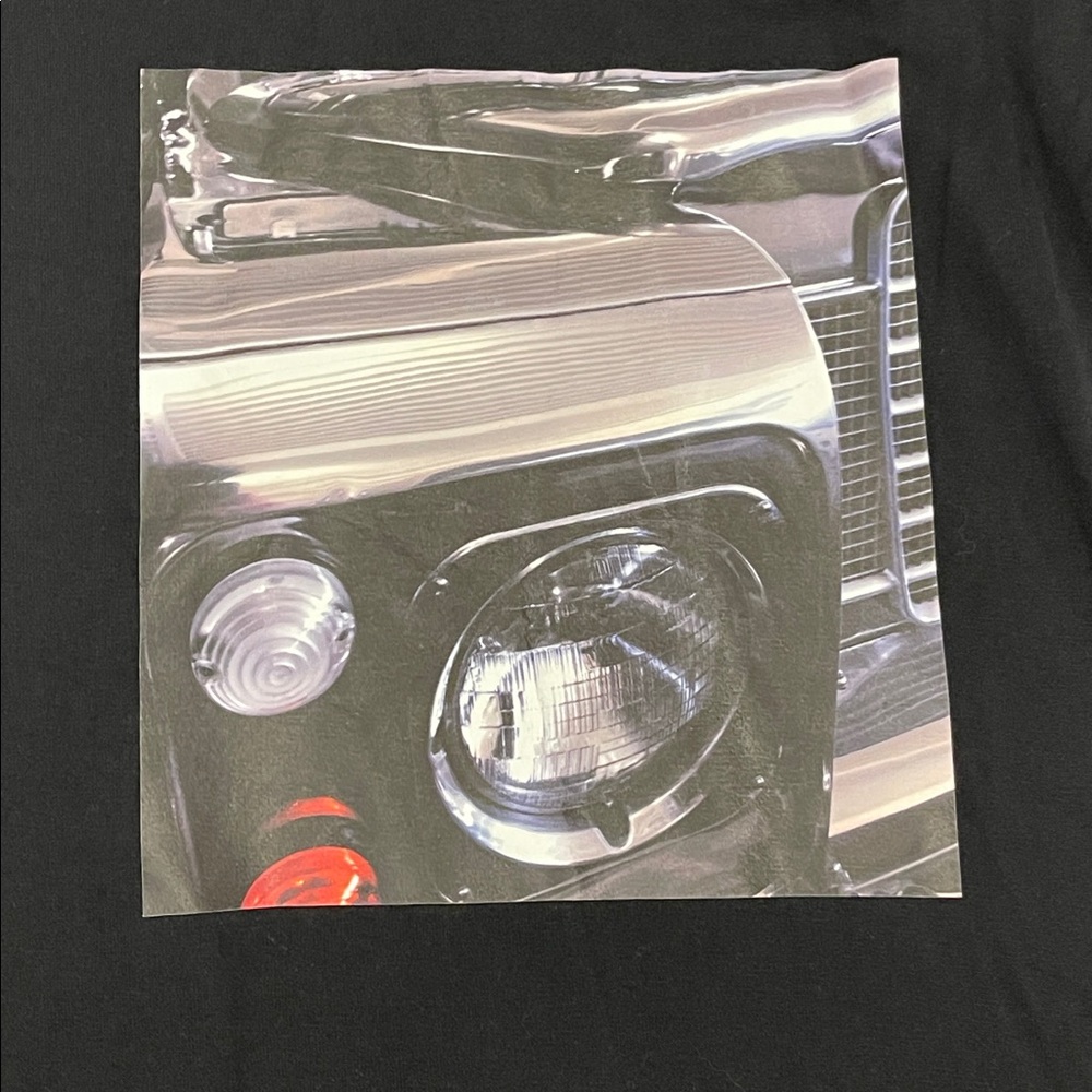 Burberry Cut Off Cow Short Sleeve T-Shirt (size S) - Picture 6 of 10
